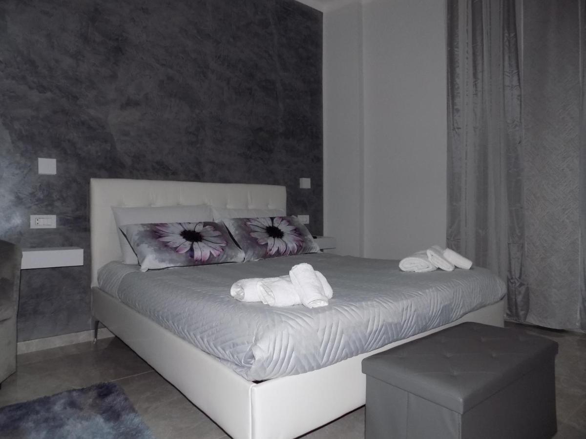 Casa Sanabria Hotel บารี ภายนอก รูปภาพ