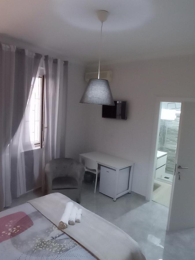 Casa Sanabria Hotel บารี ภายนอก รูปภาพ
