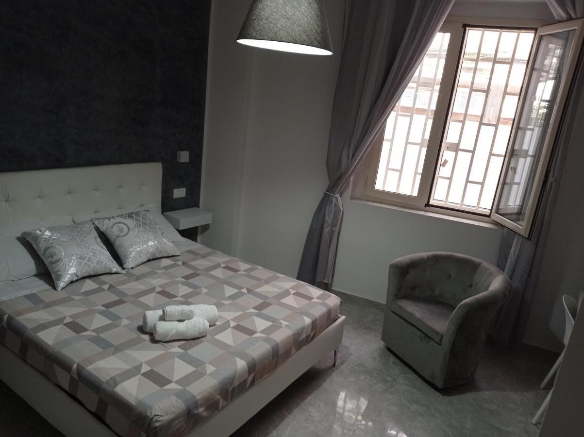 Casa Sanabria Hotel บารี ภายนอก รูปภาพ